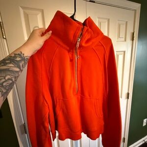 NWOT XL/XXL RETIRED COLOR LULULEMON SCUBA